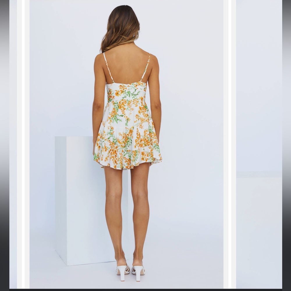 Hello Molly Dress - Picture 2 of 3